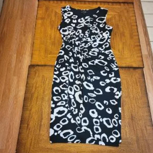 black and white silk dress Hermès // Printed Silk Dress – VSP Consignment